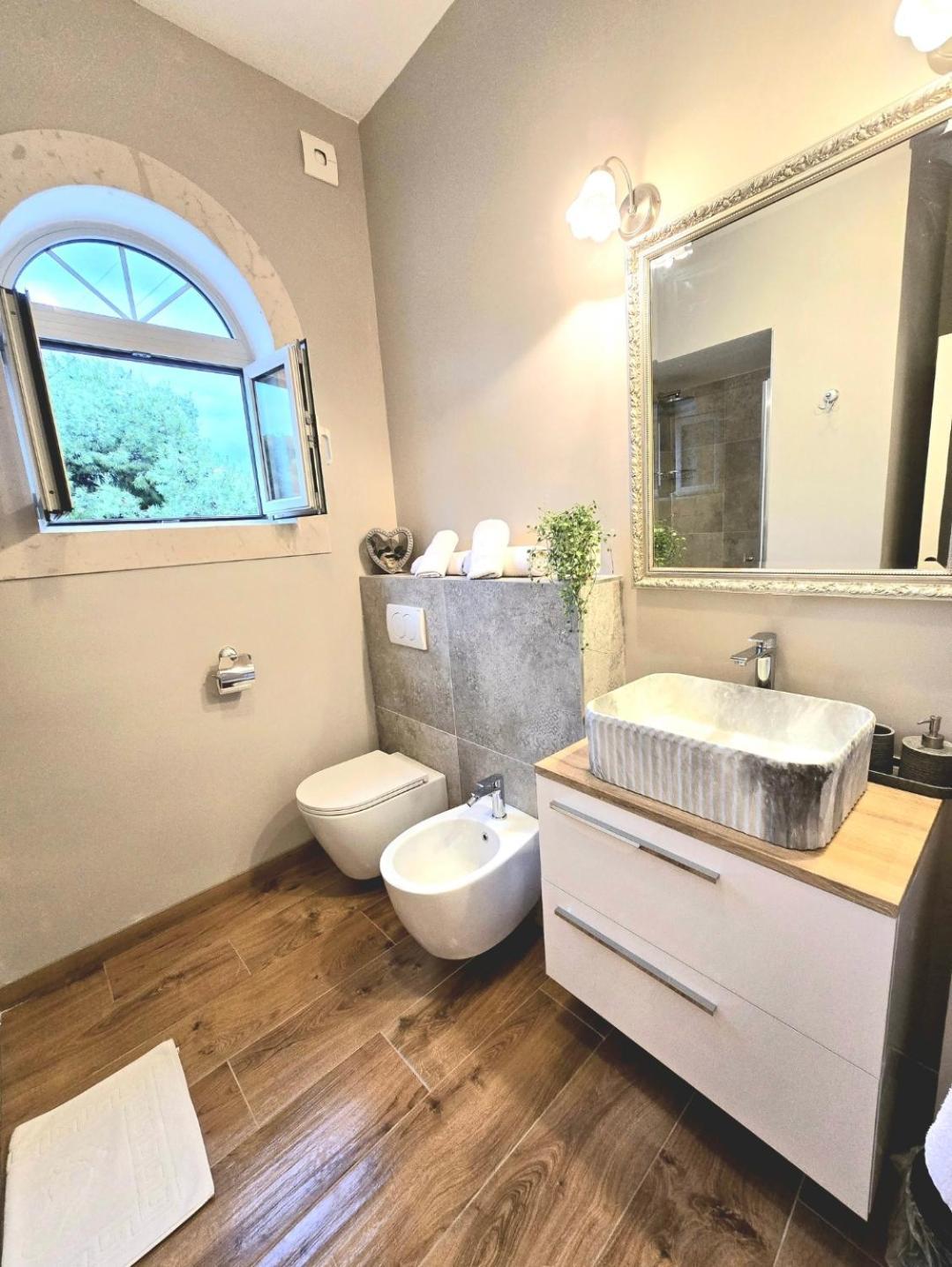 Apartments Suzy Σπλιτ Εξωτερικό φωτογραφία